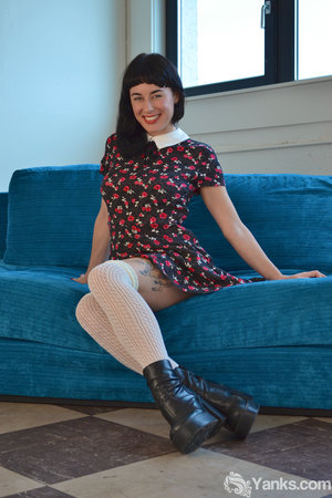 18 year old girl Ami is coerced into losing her virginity by older guy